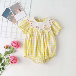 Baby Girl Plaid Pattern Floral Embroidery Round Collar Short-Sleeved Onesies (Size/Age: 66 (3-6M))