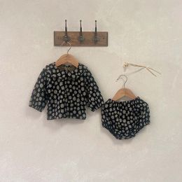 Baby Girl Daisy Pattern Doll Neck Tops Combo Triangle Short Sets (Size/Age: 73 (6-9M))