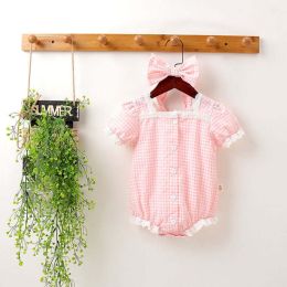 Baby Girl Plaid Pattern Lace Patchwork Design Bubble Short-Sleeved Onesies With Buttons (Size/Age: 66 (3-6M))